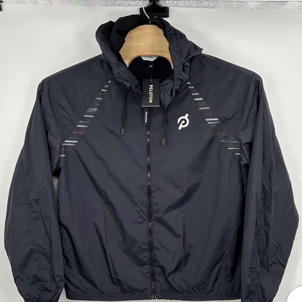 Peloton Midnight Black Activewear Jacket/windbreaker. Sz LARGE. Brand New w/tags